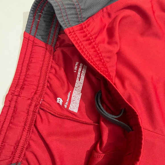 All in Motion Red Kids Basketball Soccer Sport Activewear Boys Shorts - Picture 2 of 3